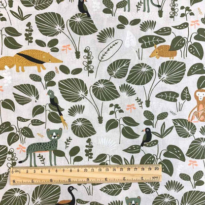 Premium 100% cotton fabric - green tropical leaves with animals 115 g/m²