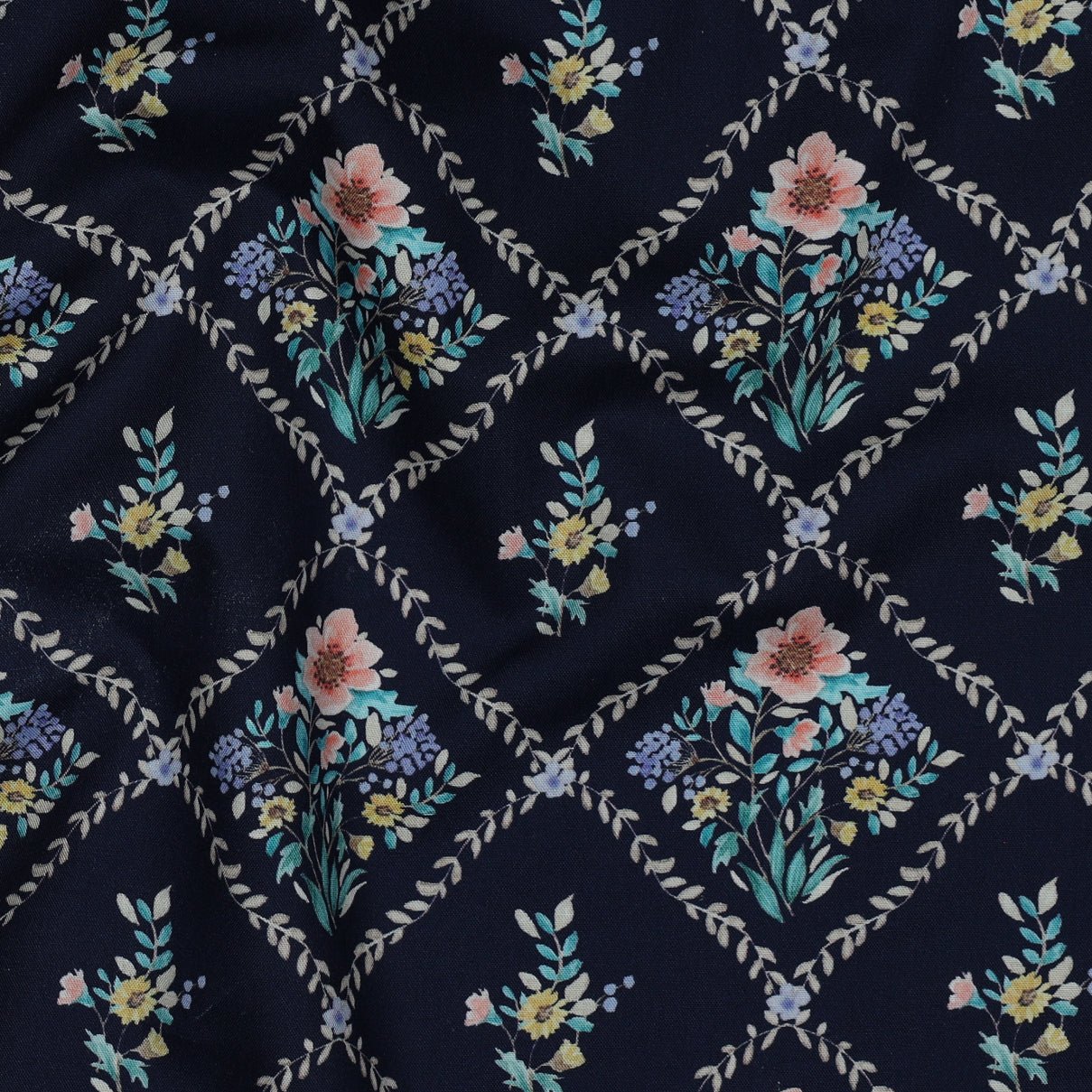 Image of Premium 100% cotton fabric - floral diamonds 115 g/m² – available at Šarlotes audumi