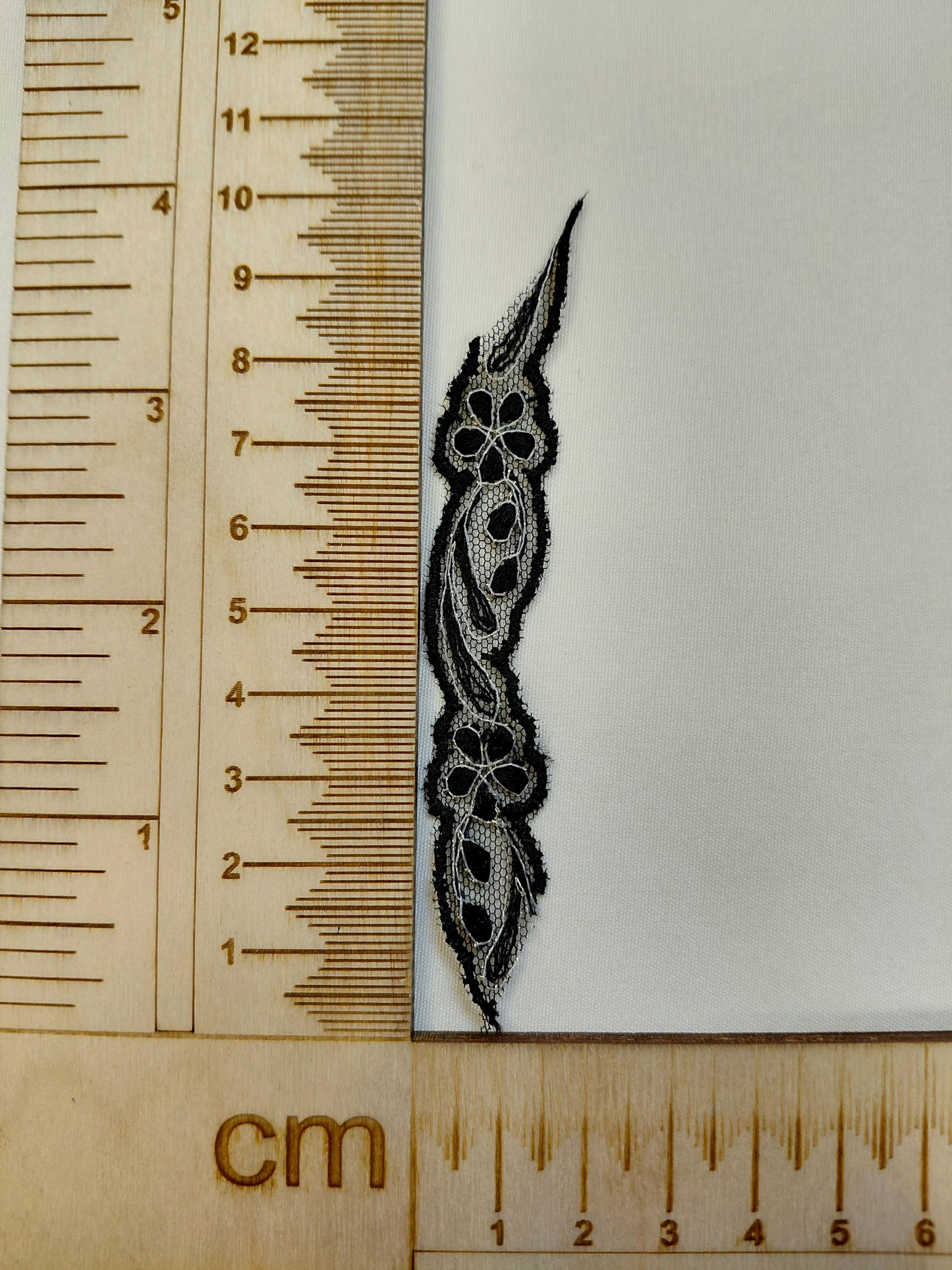 Ielāps/uzšuve  10 x 1,5 cm