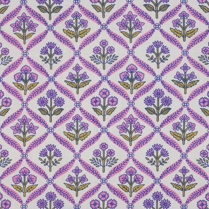 Tissu 100 % coton imprimé à la main - motif lilas 110 g/m² – disponible chez Šarlotes audumi