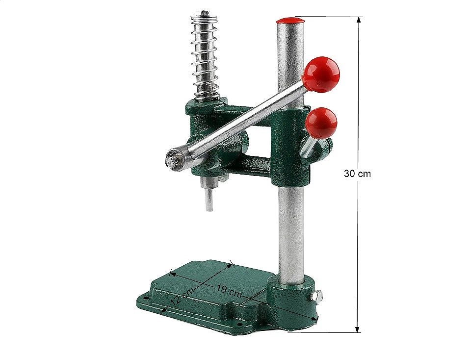 alt
Image of a button-making hand press – available in Charlotte fabrics