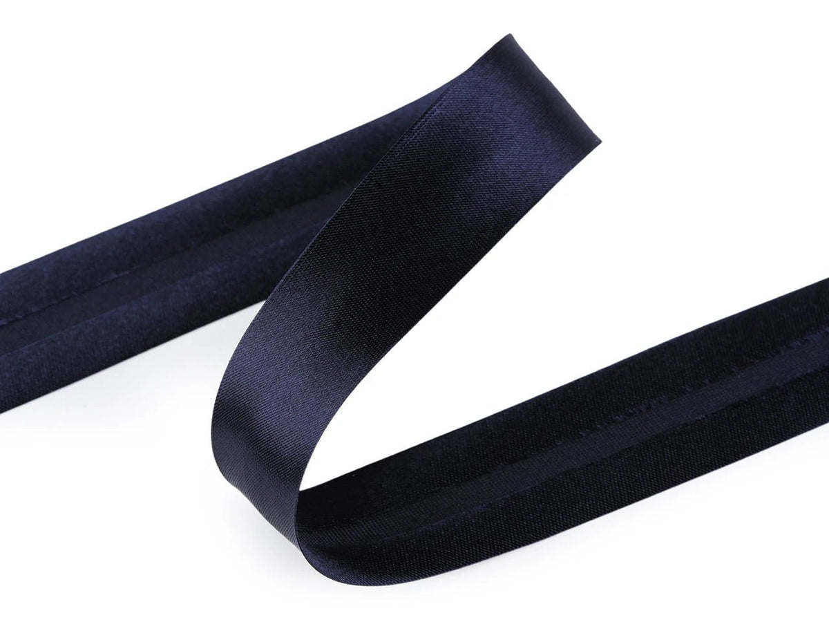 Image with Satin bias tape 20 mm – available online at Šarlotes audumi