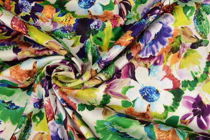 Satin with elastane - English garden flowers 80 g/m²