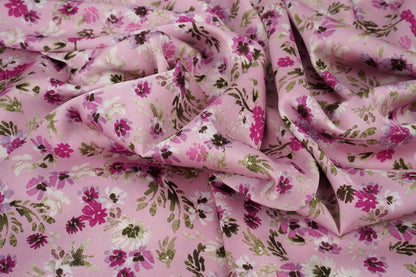 Satin with elastane - flowers on a pink background 80 g/m²