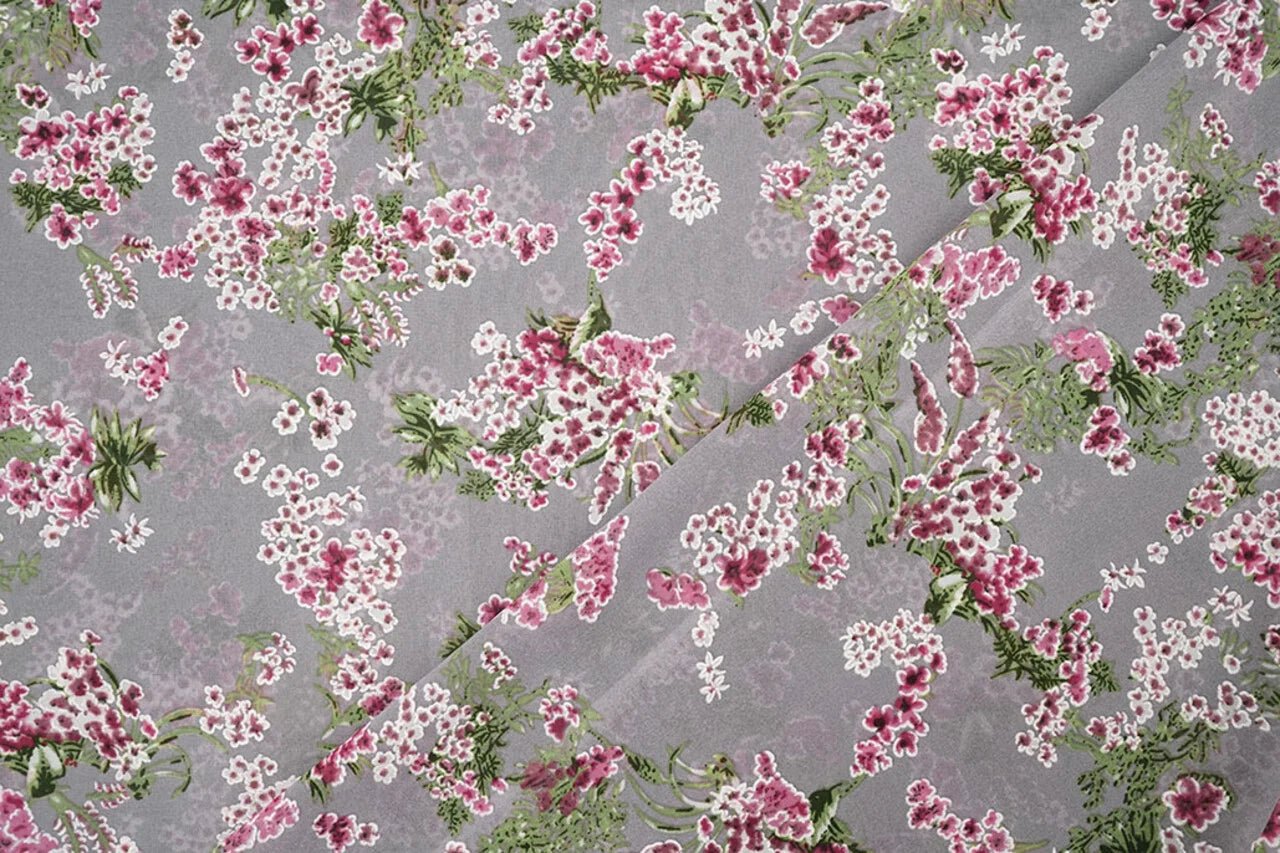 Image de chiffon - fines fleurs de cerisier 65 g/m² – disponible chez Šarlotes audumi