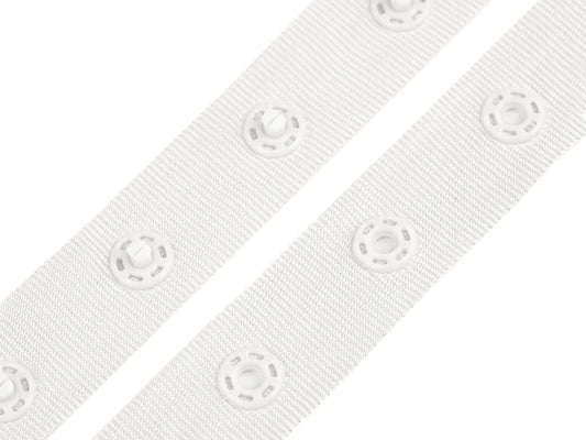 alt
Image of 18 mm snap button tape - white – available at Šarlotes audumi