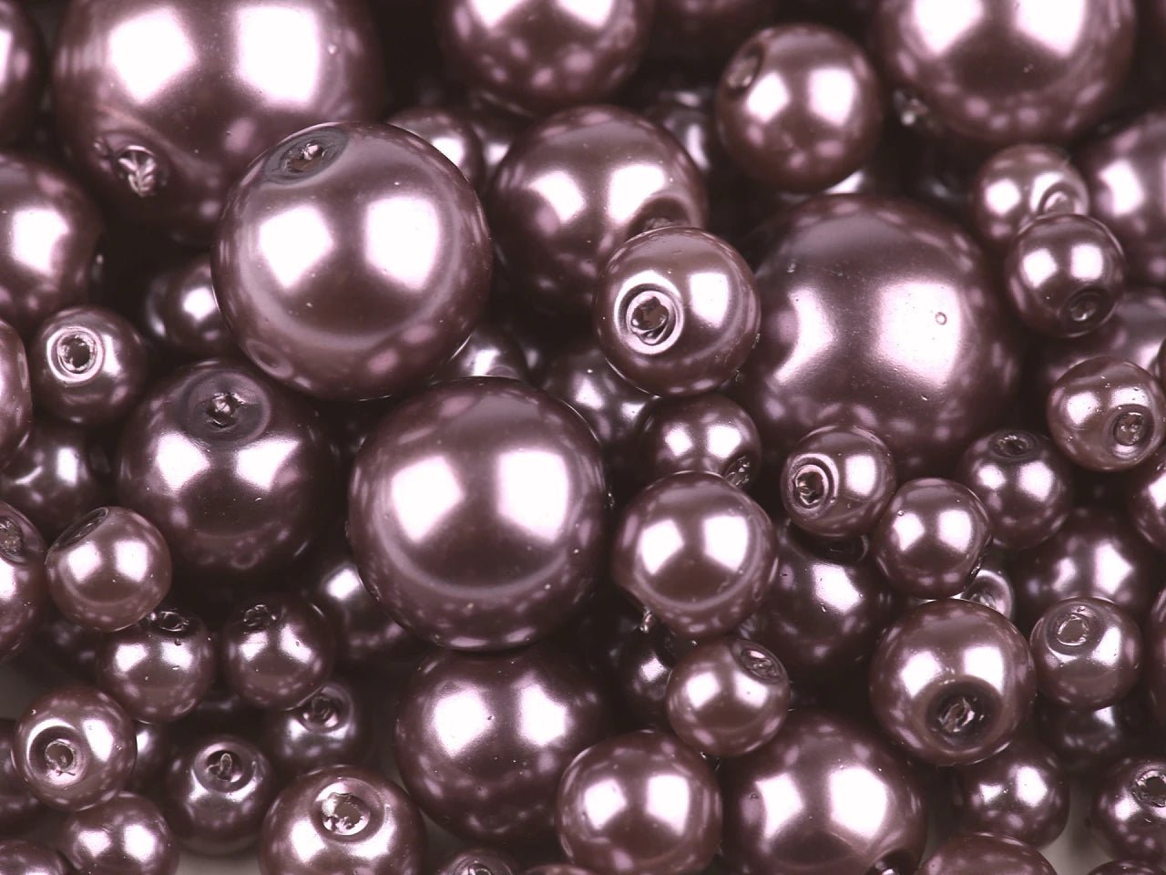 Perles de verre, Ø4–12 mm, tailles variées, 50 g - variantes de différentes couleurs