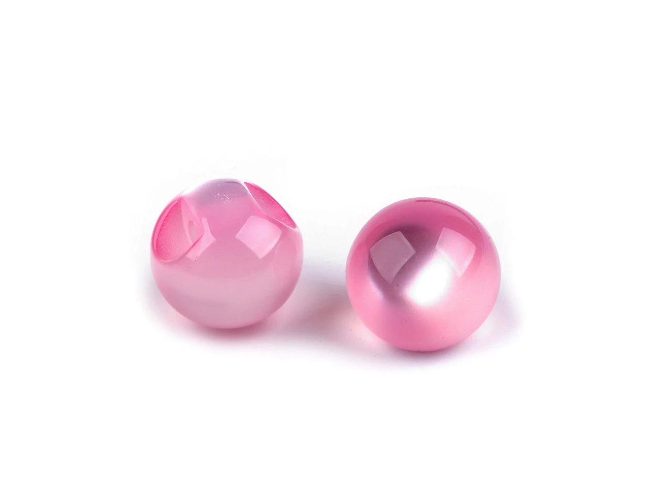 Boutons à coudre perle / « cat’s eye » Ø10 mm – disponible chez Šarlotes audumi