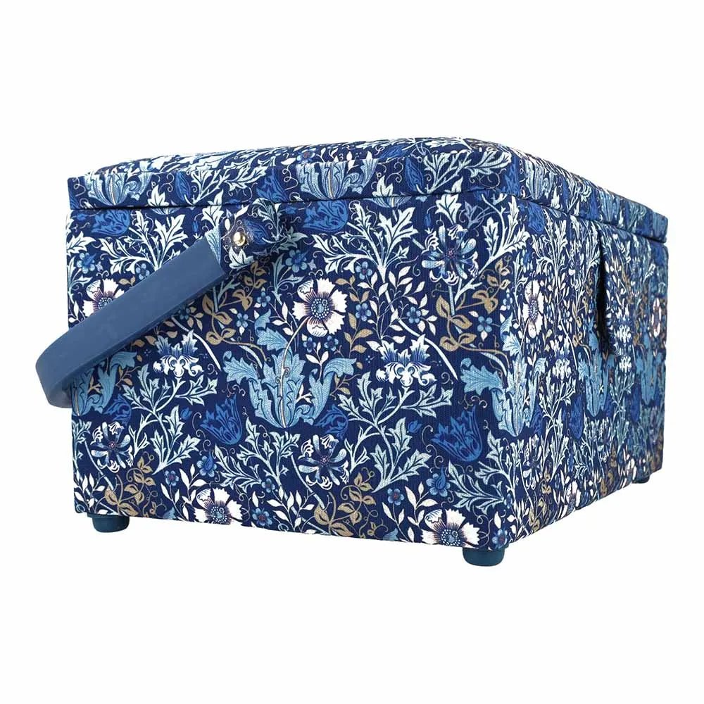 Boîte à accessoires de couture à motif floral Hobby Gift – disponible en ligne chez Šarlotes audumi