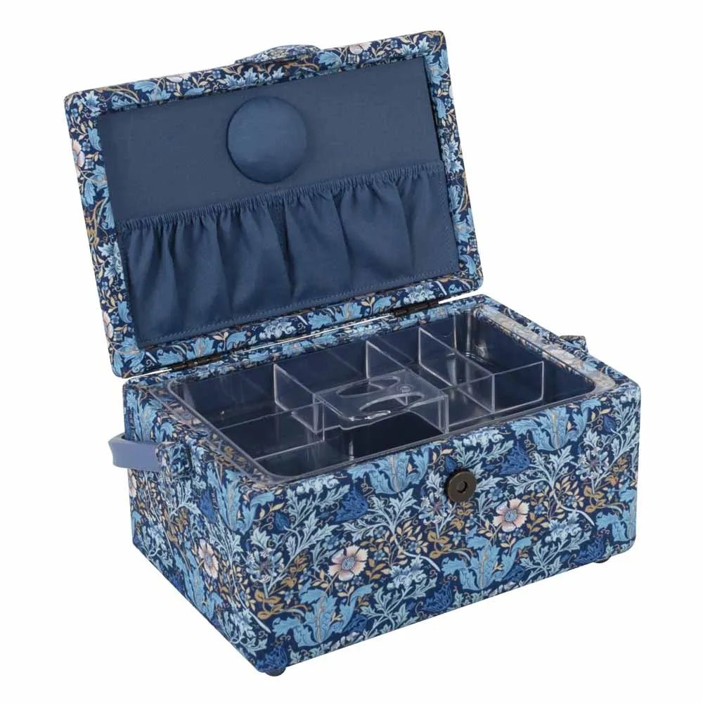 Image de boîte à accessoires de couture à motif floral Hobby Gift – disponible en ligne chez Šarlotes audumi