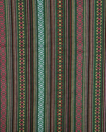 Tissu à motif traditionnel vert