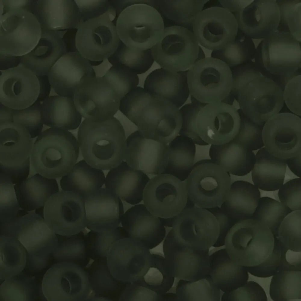 Image de perles de verre rondes TOHO de haute qualité 8/0 – 4 g | tons variés – disponible chez Šarlotes audumi