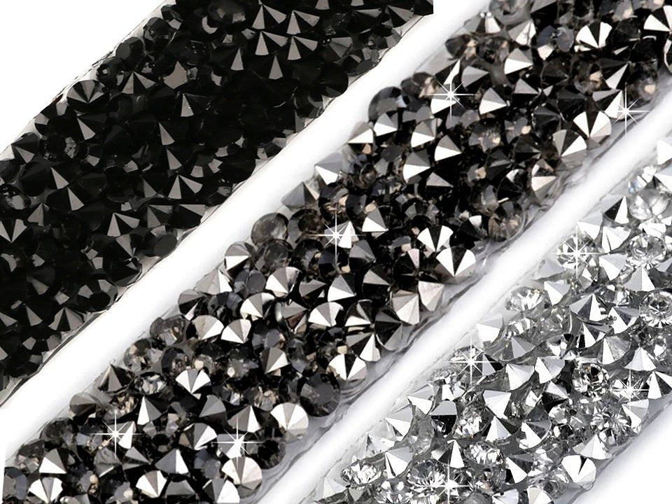 Image with iron-on ribbon with crystals, 15 mm – decorative ribbon for clothing – available online at Šarlotes audumi