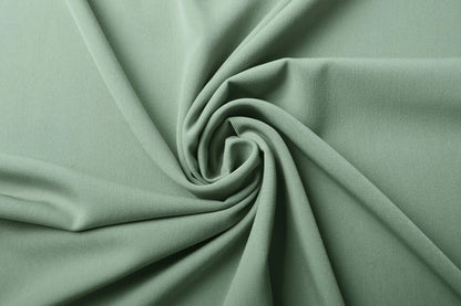 Viscose suiting fabric with elastane - mint 275 g/m²