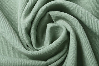 Viscose suiting fabric with elastane - mint 275 g/m²