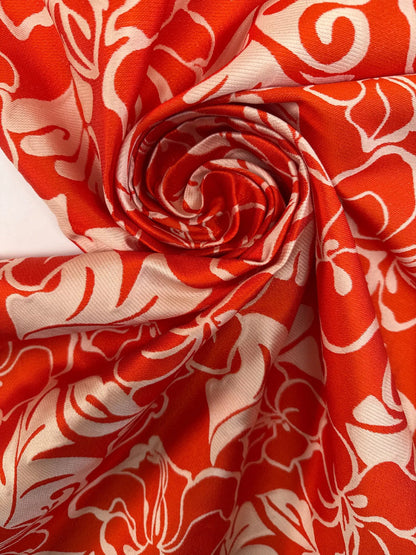 Jacquard de soie - motif floral rouge et beige 105 g/m²