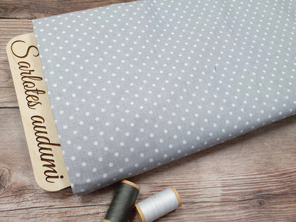 100% Baumwollstoff – weiße Punkte auf grauem Hintergrund (4 mm) 130 g/m²