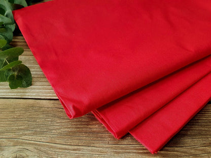 100% Cotton fabric-red 125 g/m²