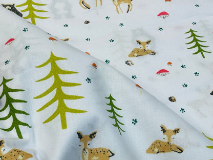 100% Cotton fabric with animals in fir trees 130 g/m²