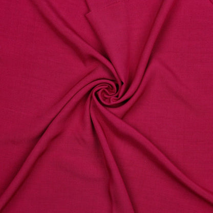 100% Viscose fabric-fuchsia 110 g/m²